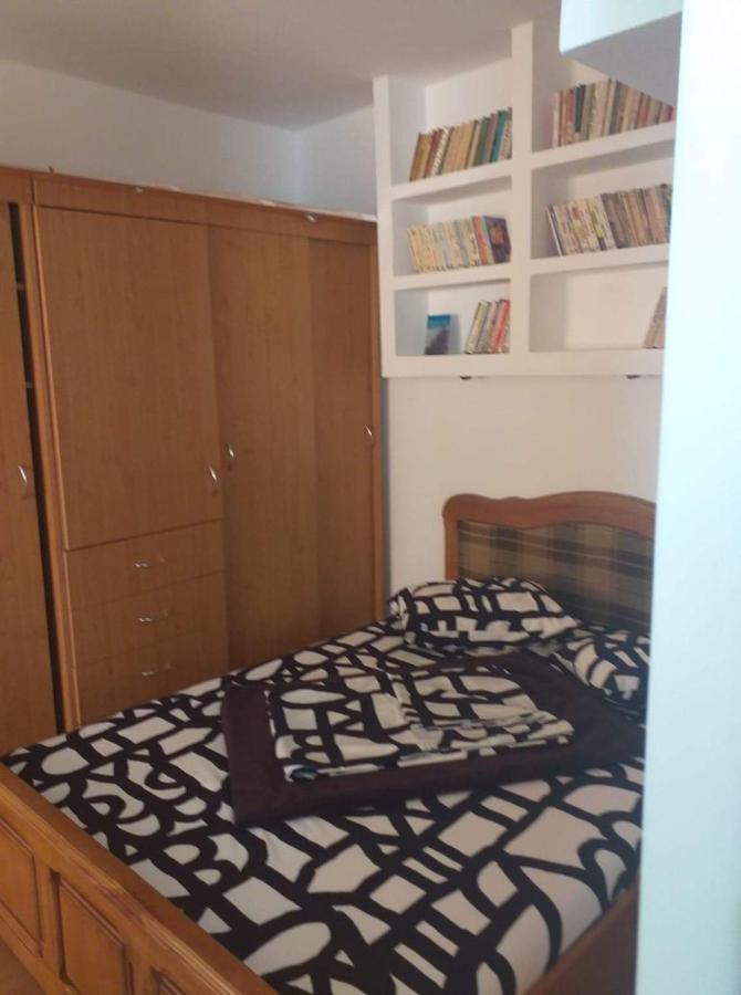 Apartament Cu Regim Hotelier In Dr.Tr. Severin Drobeta Turnu Severin Bagian luar foto