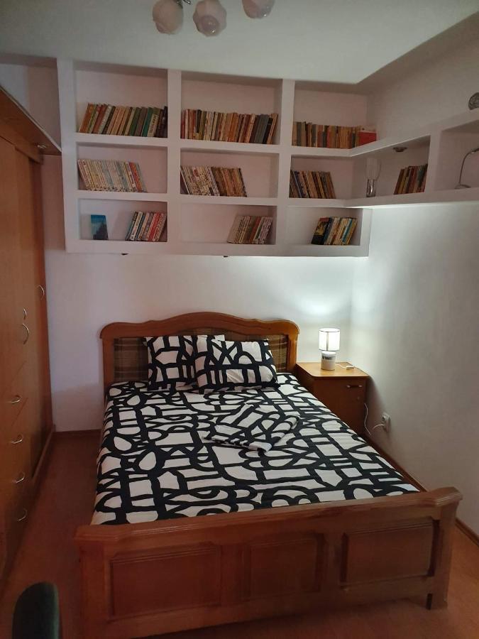 Apartament Cu Regim Hotelier In Dr.Tr. Severin Drobeta Turnu Severin Bagian luar foto